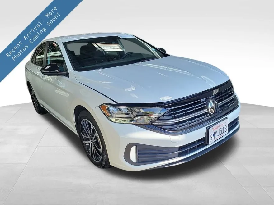2024 Volkswagen Jetta 1.5T Sport photo 1