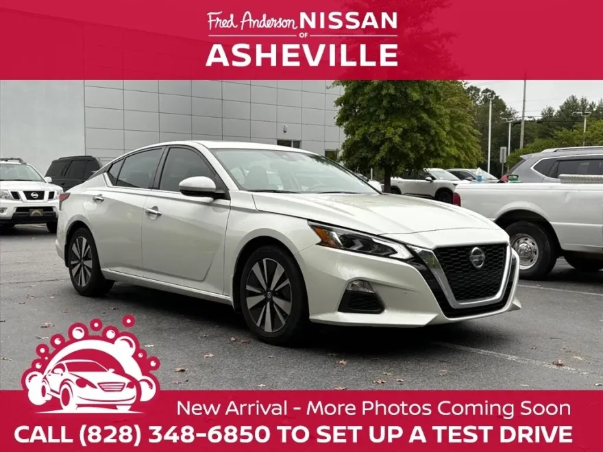 2022 Nissan Altima 2.5 SV photo 1