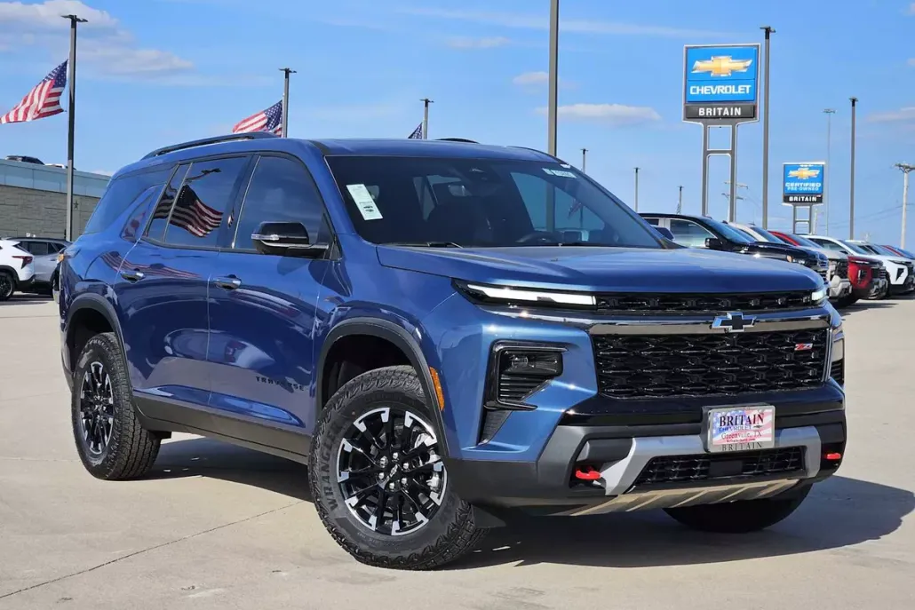 2026 Chevrolet Traverse Z71 photo 1