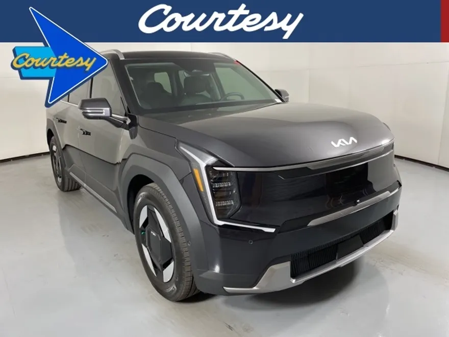 2026 Kia EV9 Wind photo 1