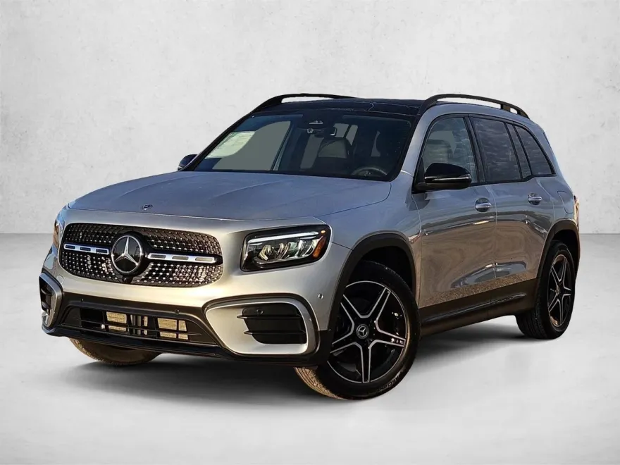 2024 Mercedes Benz GLB 250 photo 1