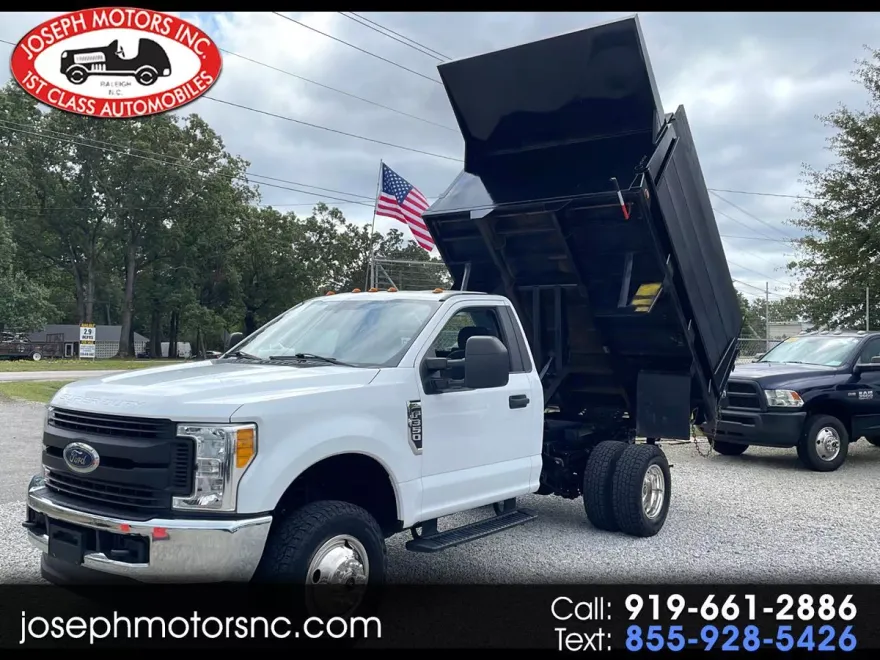 2017 Ford F-350 XL photo 1