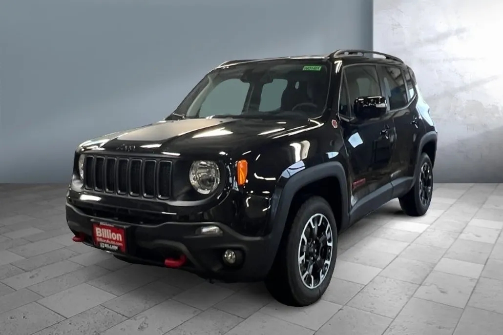 2023 Jeep Renegade Trailhawk photo 1