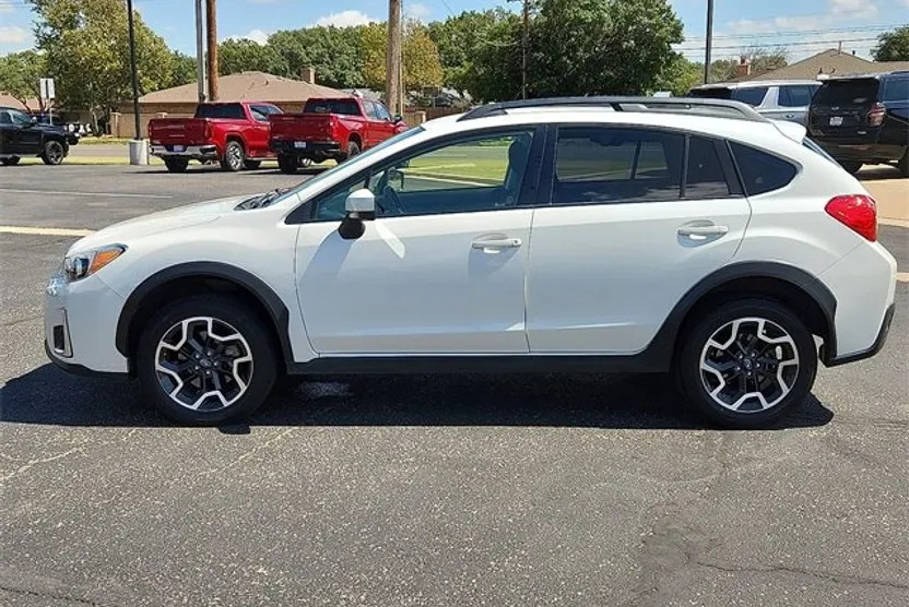 2017 Subaru Crosstrek Premium photo 1