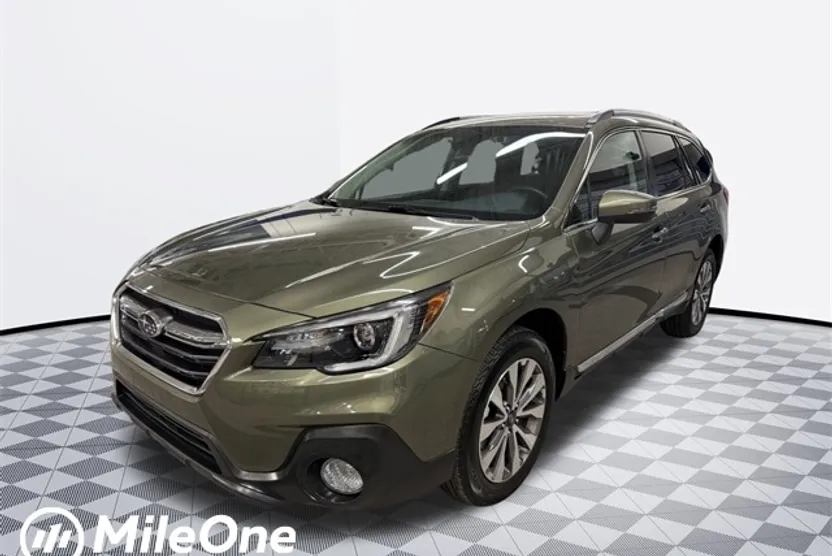 2018 Subaru Outback 3.6R Touring photo 1