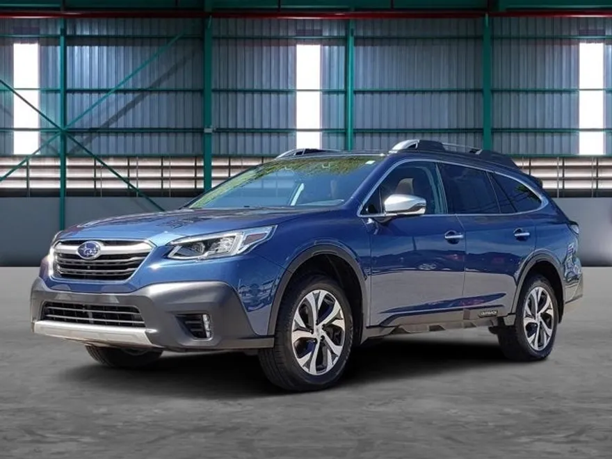 2020 Subaru Outback Touring photo 1