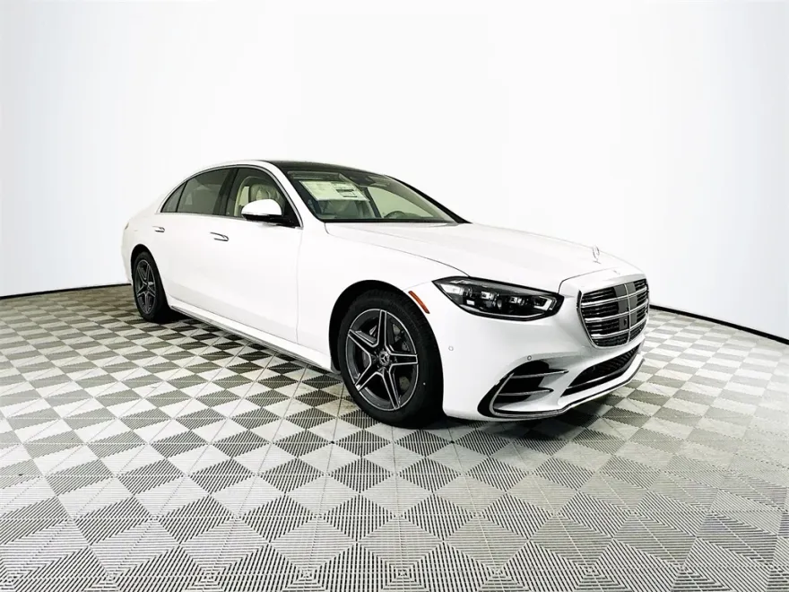 2025 Mercedes Benz S 580 4MATIC photo 1