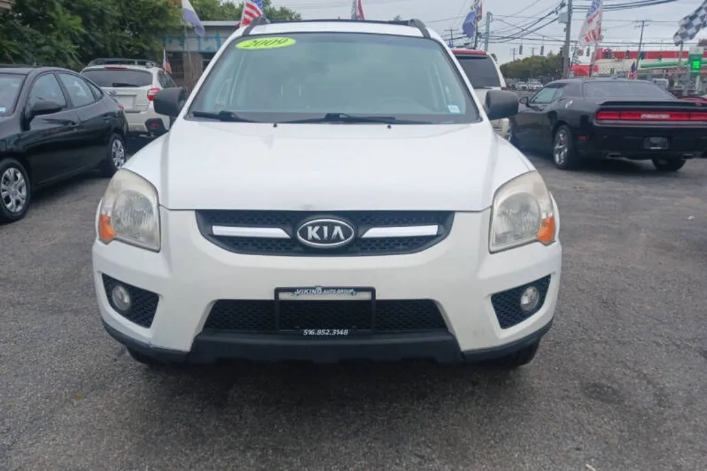 2009 Kia Sportage LX photo 1