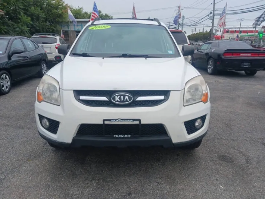 2009 Kia Sportage LX photo 1