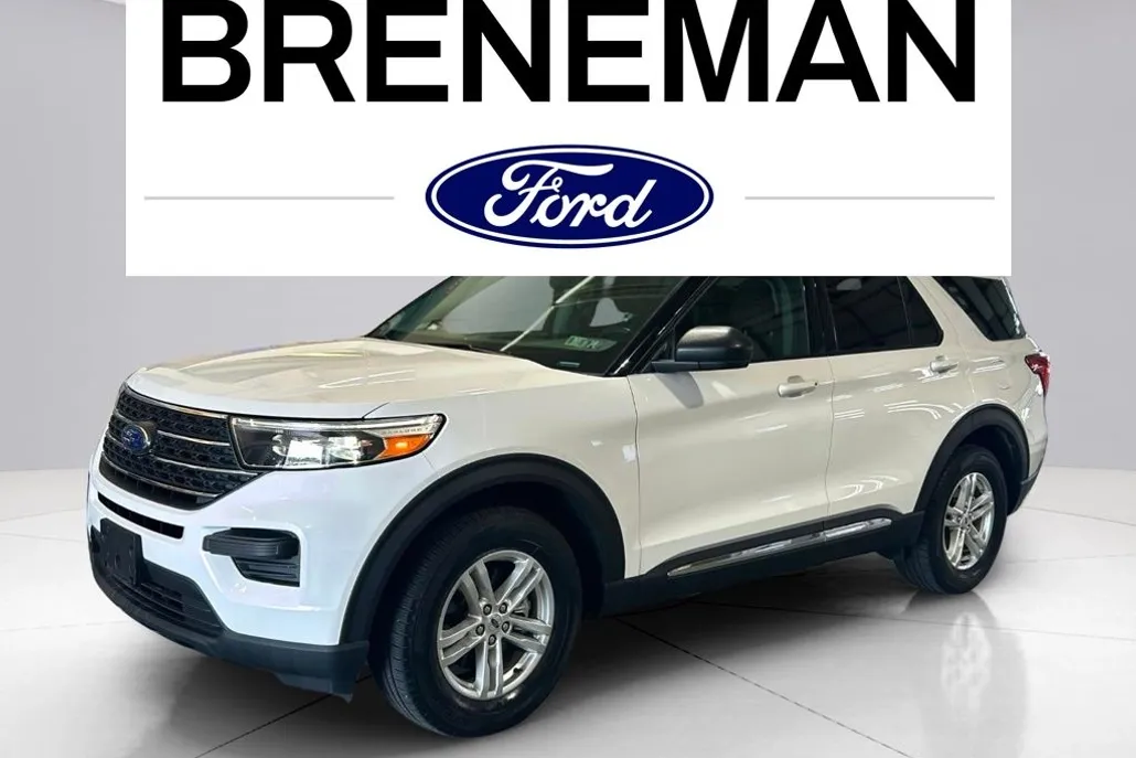 2022 Ford Explorer XLT photo 1