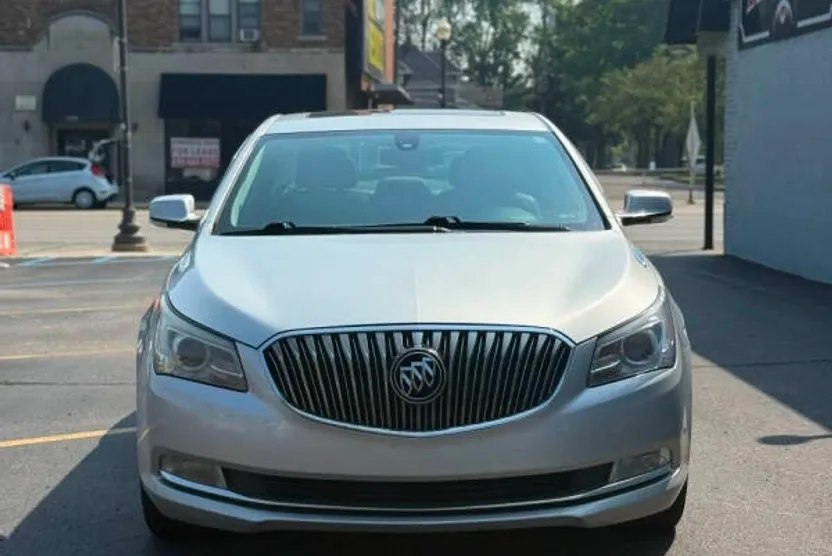 2016 Buick LaCrosse Leather photo 1