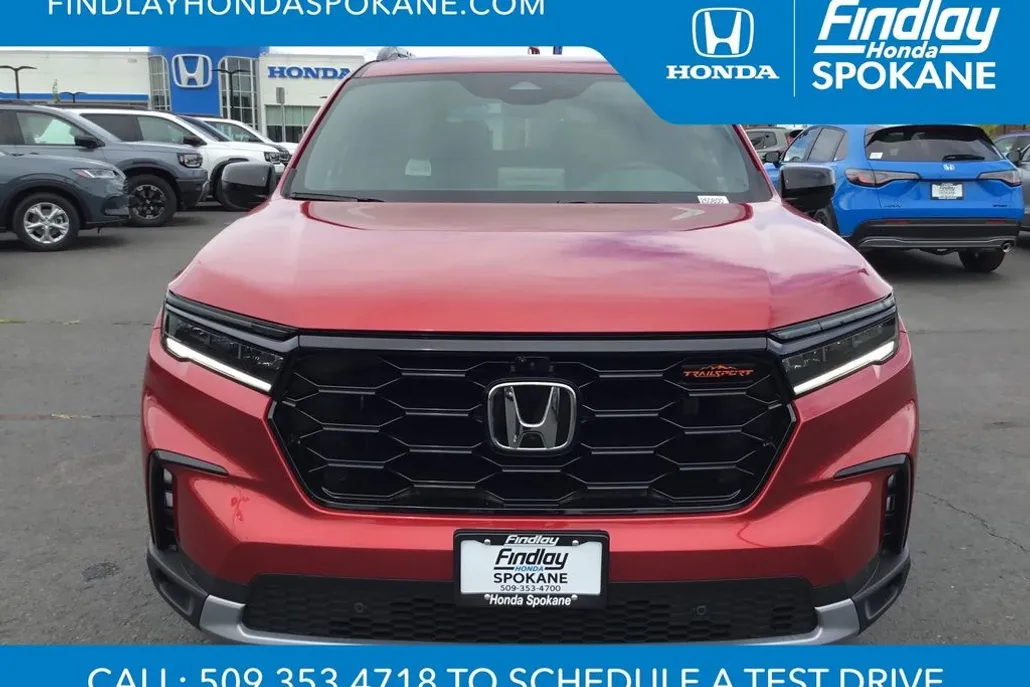 2025 Honda Pilot TrailSport photo 1