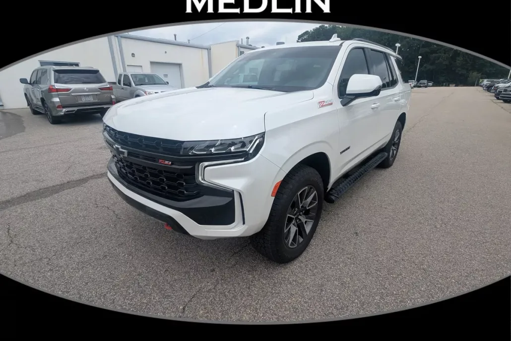 2023 Chevrolet Tahoe Z71 photo 1