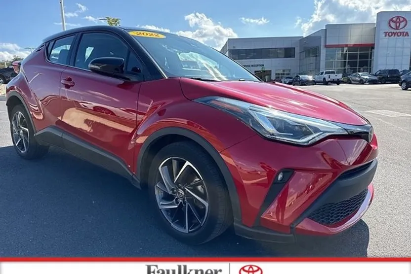 2022 Toyota C-HR Limited photo 1