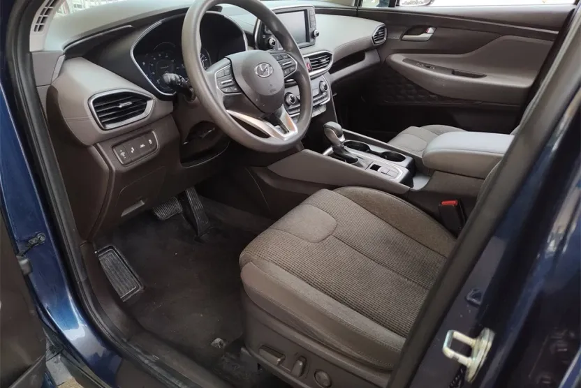 2020 Hyundai Santa Fe SEL photo 1