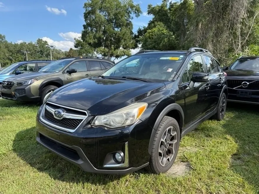 2017 Subaru Crosstrek 2.0i Limited photo 1