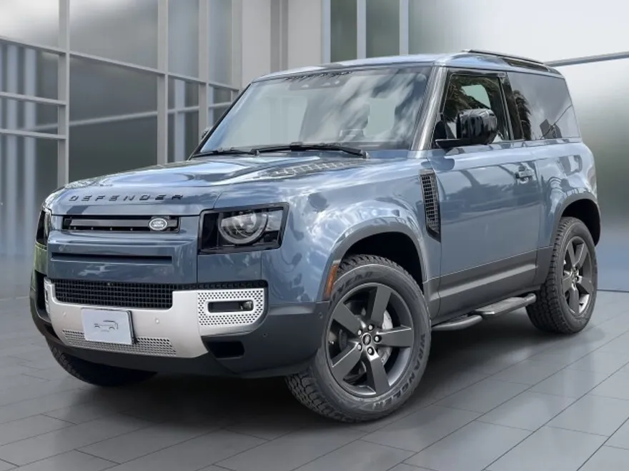2025 Land Rover Defender 90 S photo 1