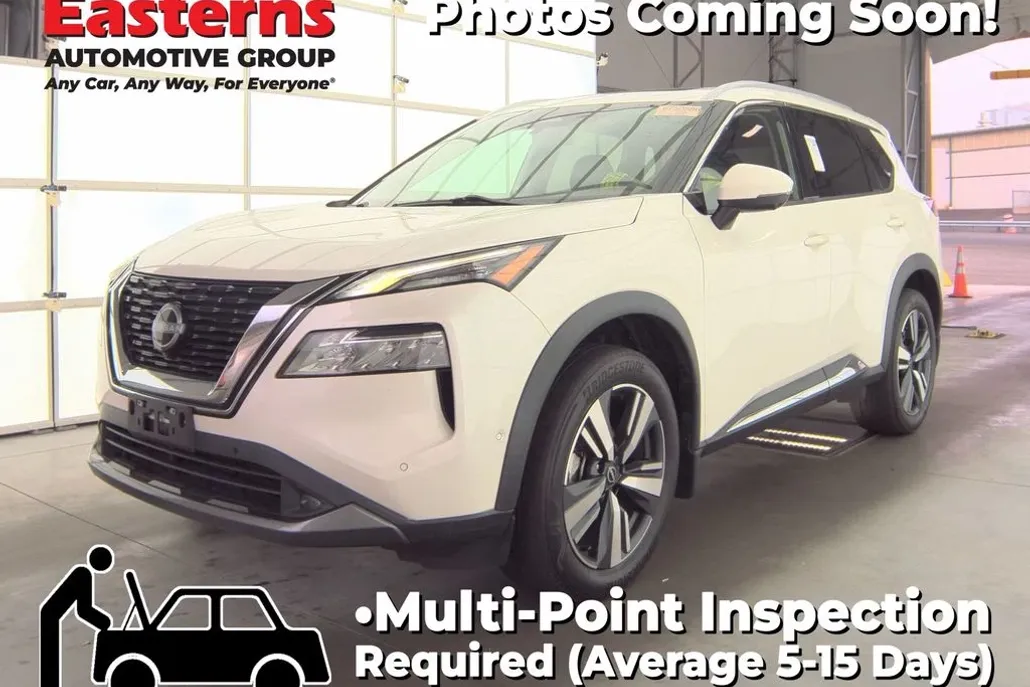 2022 Nissan Rogue SL photo 1