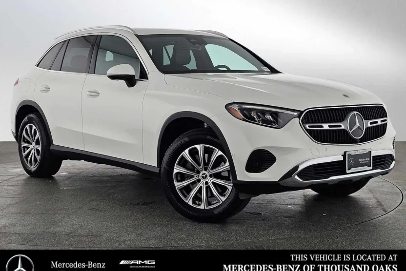2025 Mercedes Benz GLC 300 photo 1