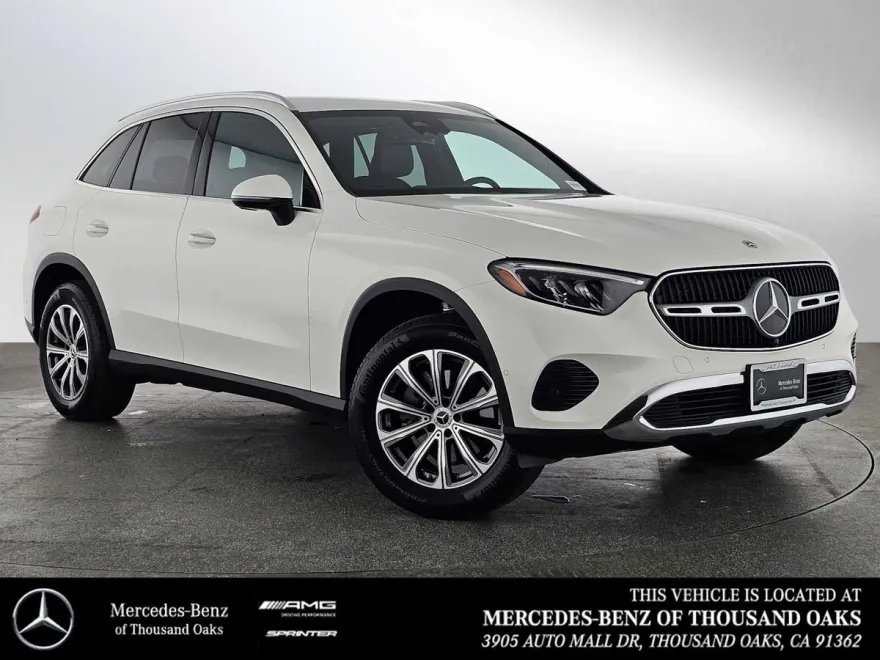 2025 Mercedes Benz GLC 300 photo 1