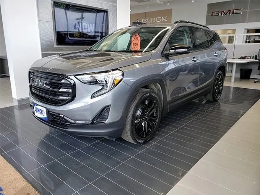 2025 Buick Enclave Avenir photo 1