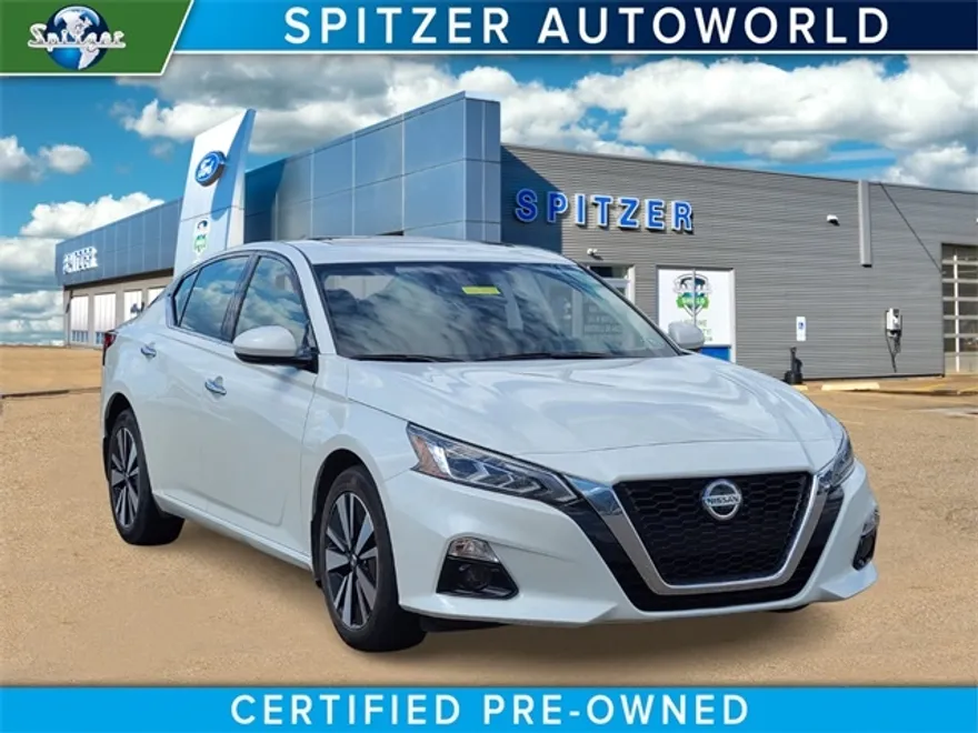 2022 Nissan Altima 2.5 SL photo 1