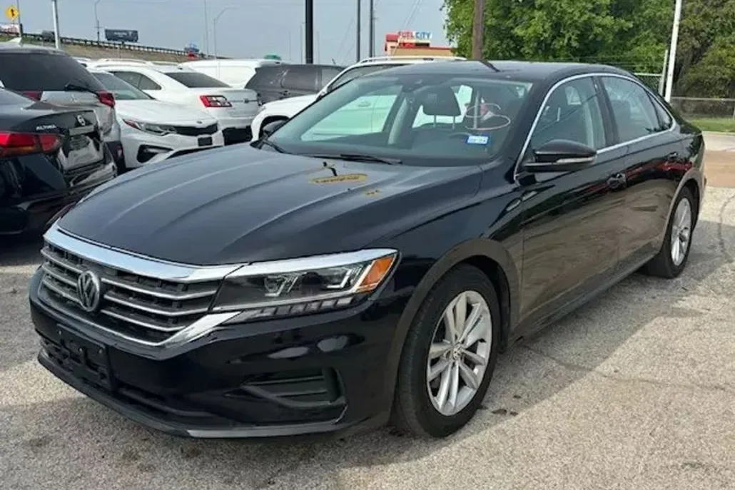 2020 Volkswagen Passat photo 1