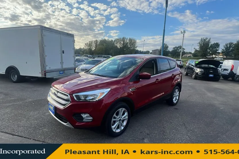 2017 Ford Escape SE photo 1