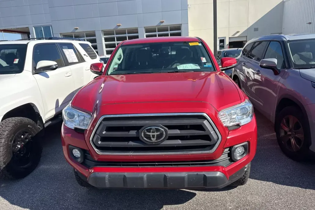 2023 Toyota Tacoma SR5 photo 1