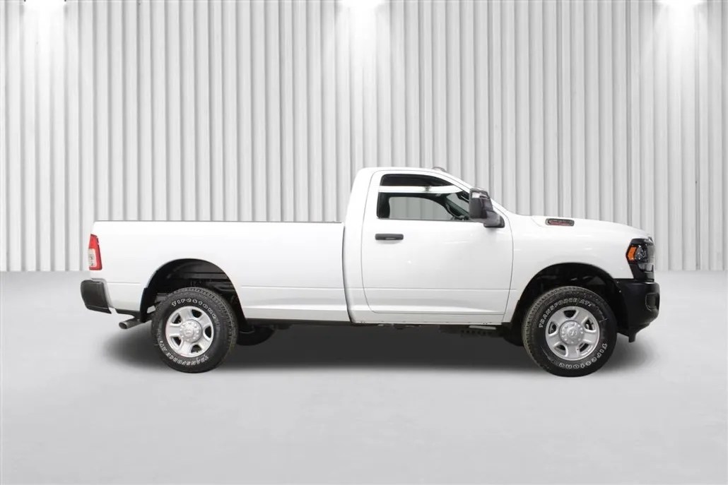 2024 Ram 2500 Tradesman photo 1