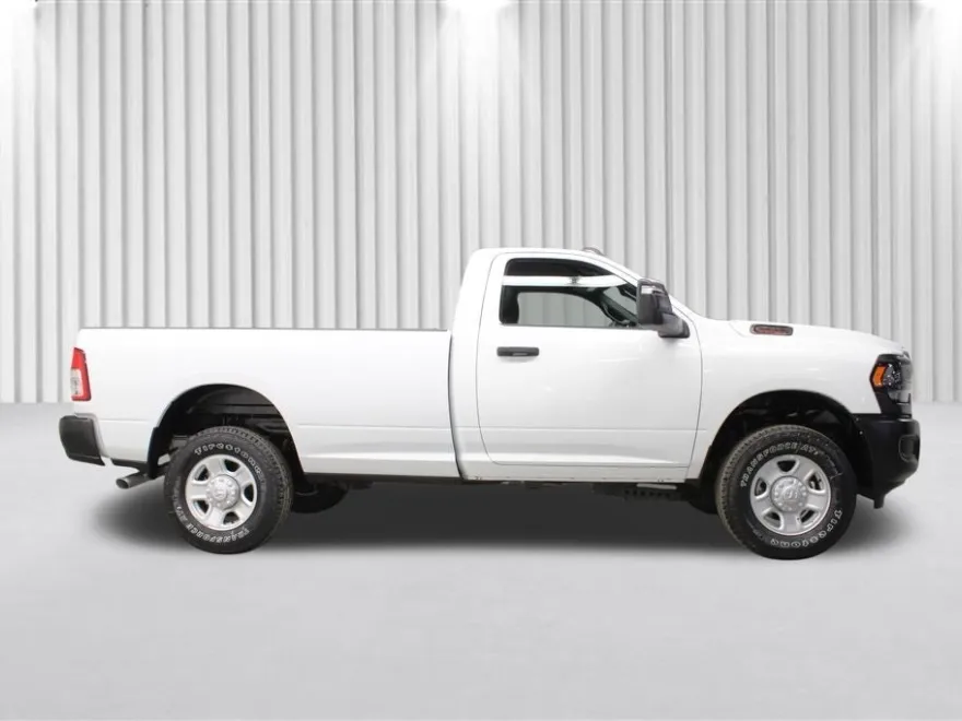2024 Ram 2500 Tradesman photo 1