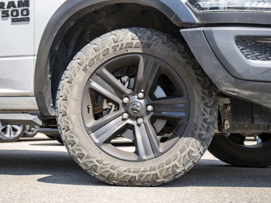 2022 Ram 1500 SLT photo 1