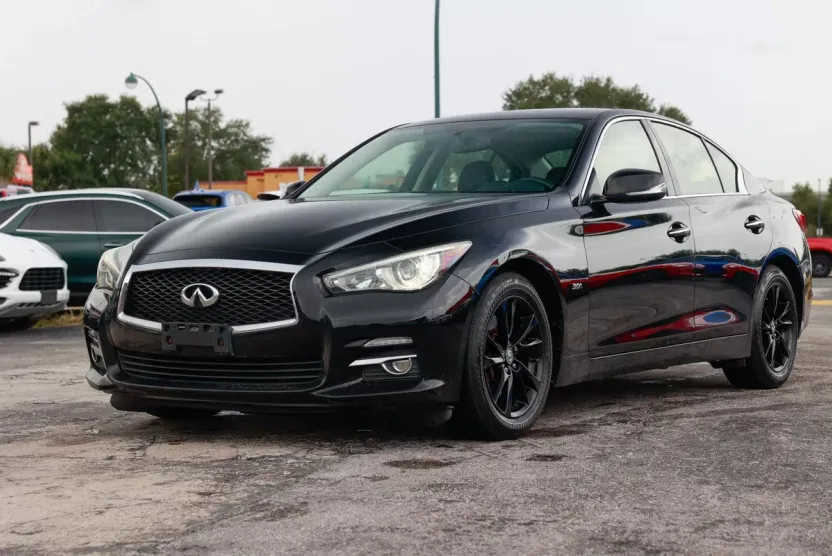 2017 Infiniti Q50 3.0t Signature Edition AWD photo 1