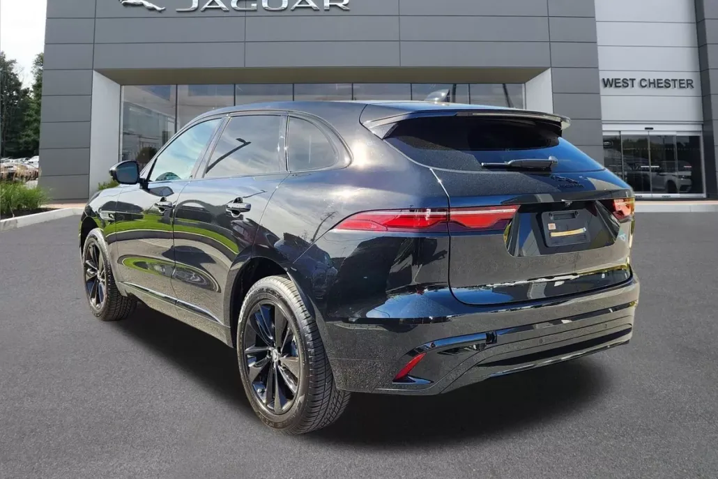 2025 Jaguar F-PACE P250 R-Dynamic S photo 1