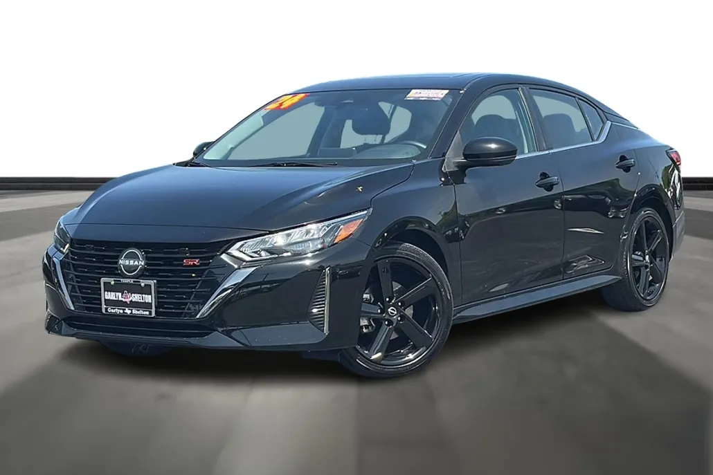 2024 Nissan Sentra SR photo 1