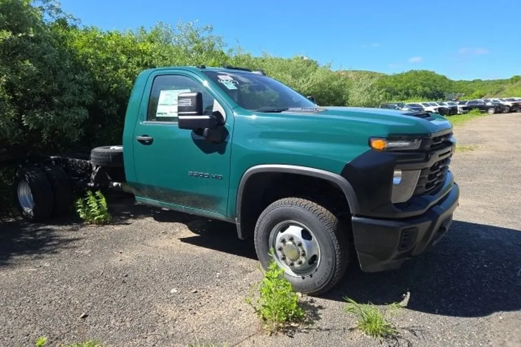 2024 Chevrolet Silverado 3500HD Work Truck photo 1
