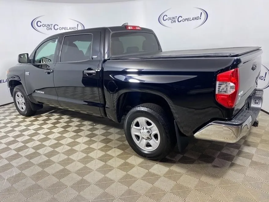2020 Toyota Tundra SR5 Grade photo 1