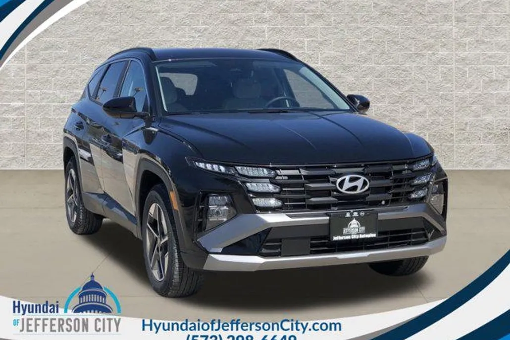 2025 Hyundai Tucson SEL photo 1