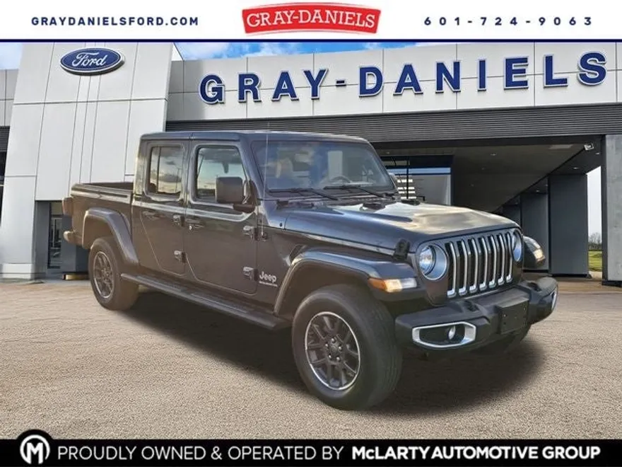 2023 Jeep Gladiator Overland photo 1