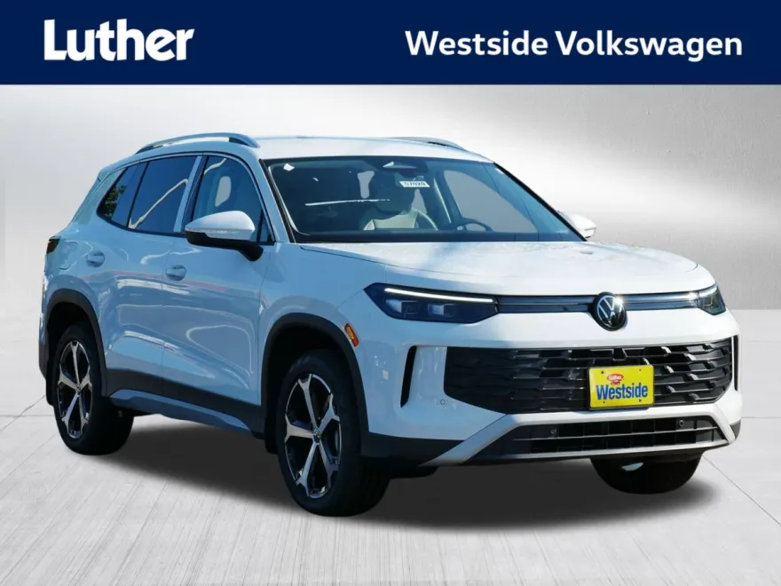 2025 Volkswagen Tiguan SE photo 1