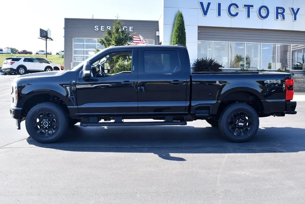2026 Ford F-250 XLT photo 1