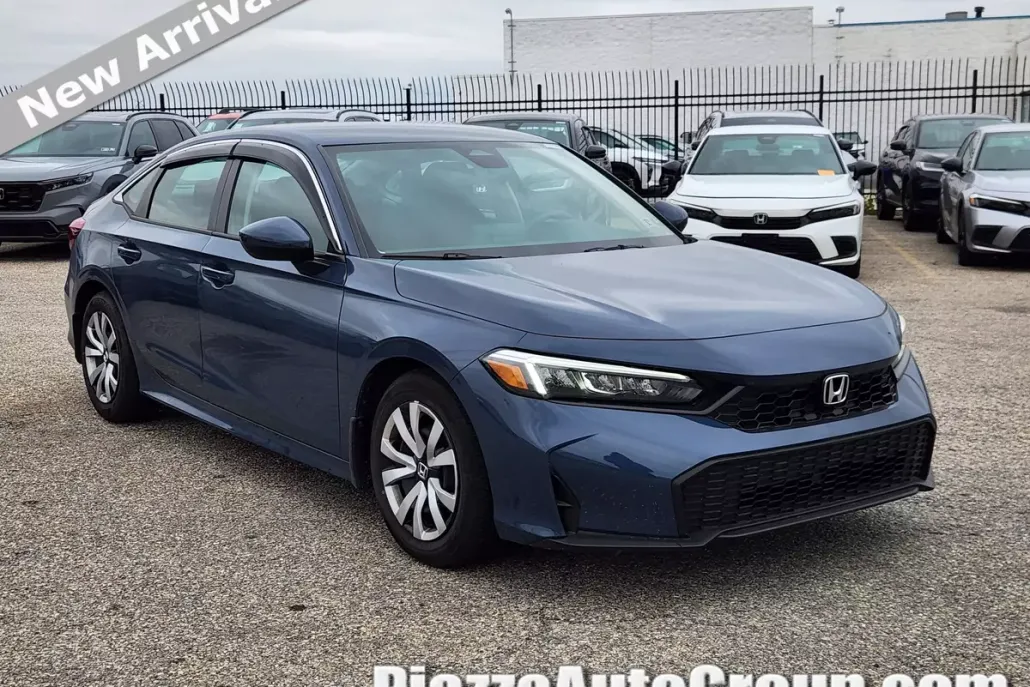 2025 Honda Civic LX photo 1