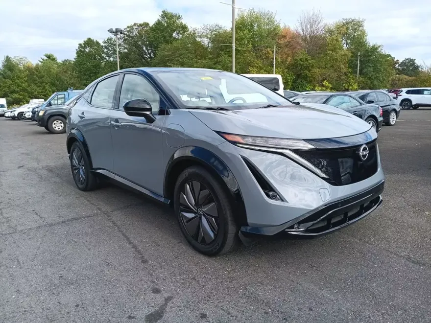 2024 Nissan ARIYA Engage Evolve+ Empower photo 1