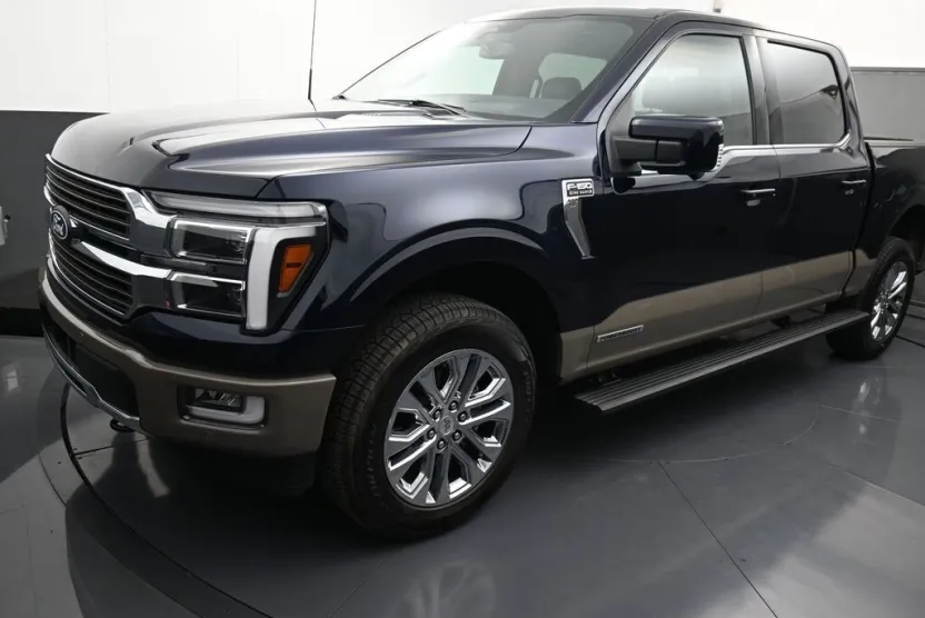 2025 Ford F-150 King Ranch photo 1