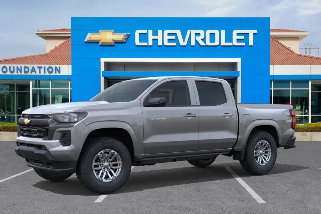 2026 Chevrolet Colorado LT photo 1