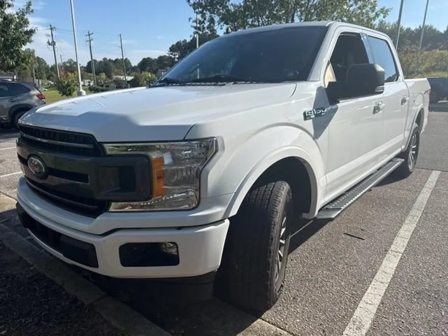 2020 Ford F-150 XLT photo 1