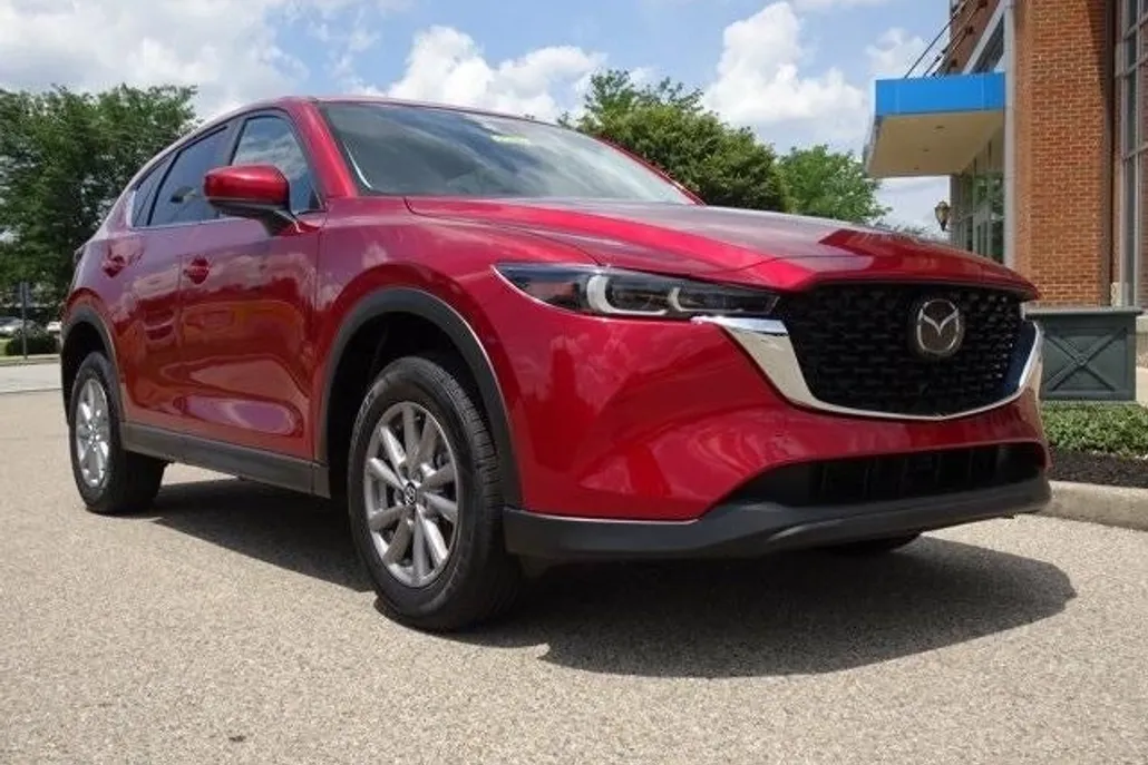 2023 Mazda CX-5 2.5 S Preferred photo 1