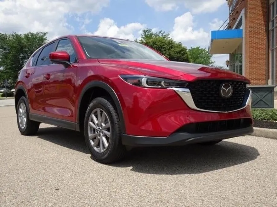 2023 Mazda CX-5 2.5 S Preferred photo 1