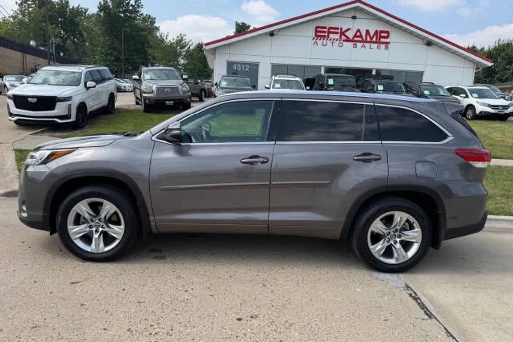 2018 Toyota Highlander Limited photo 1