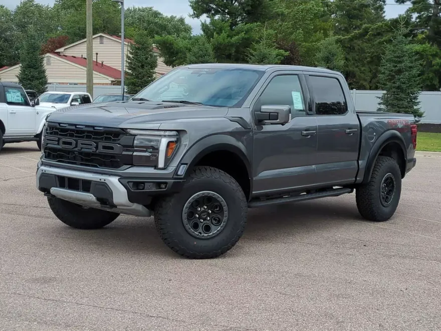 2025 Ford F-150 Raptor photo 1